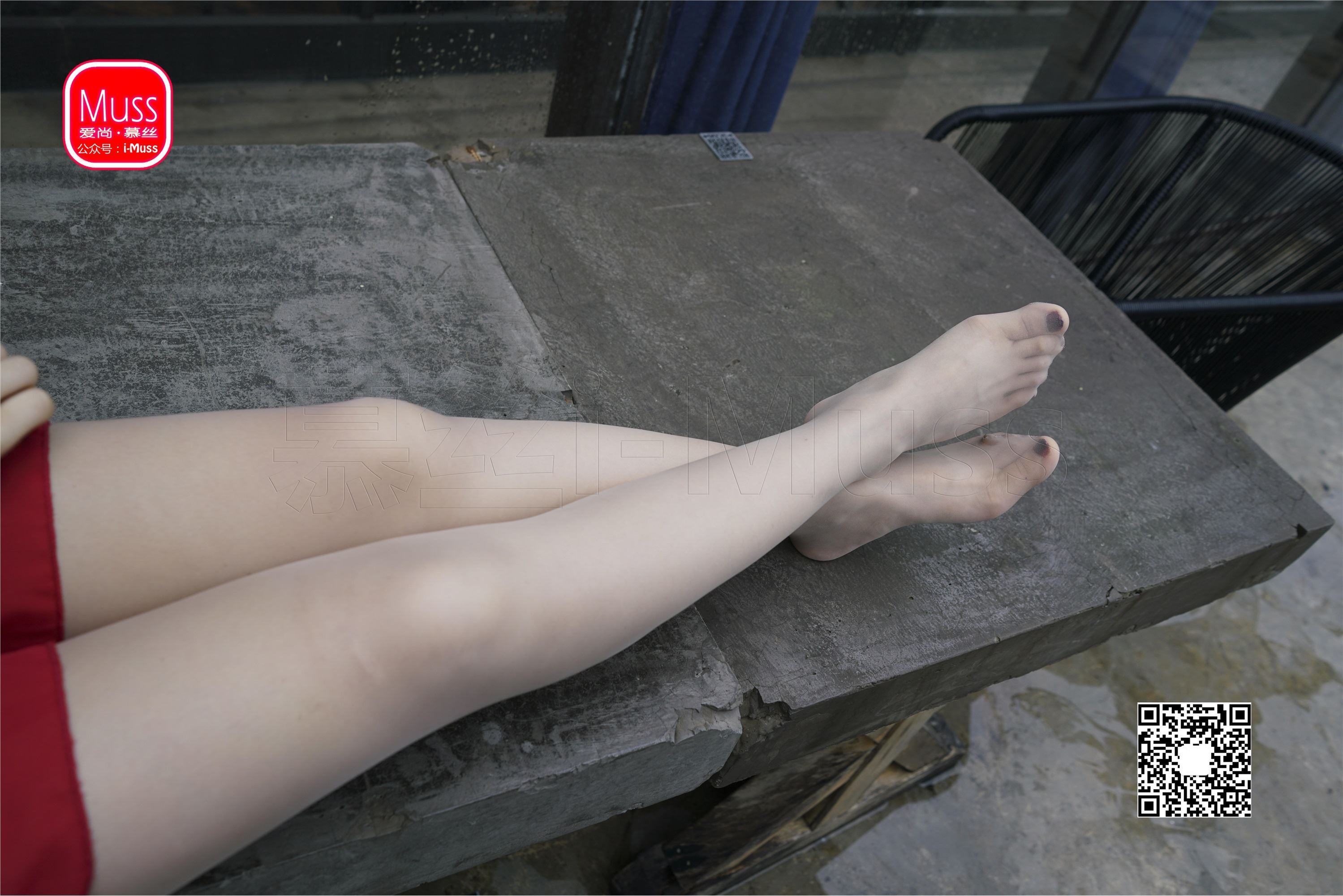 MussGirl慕丝女郎  NO.129 阴雨时节好秀丝